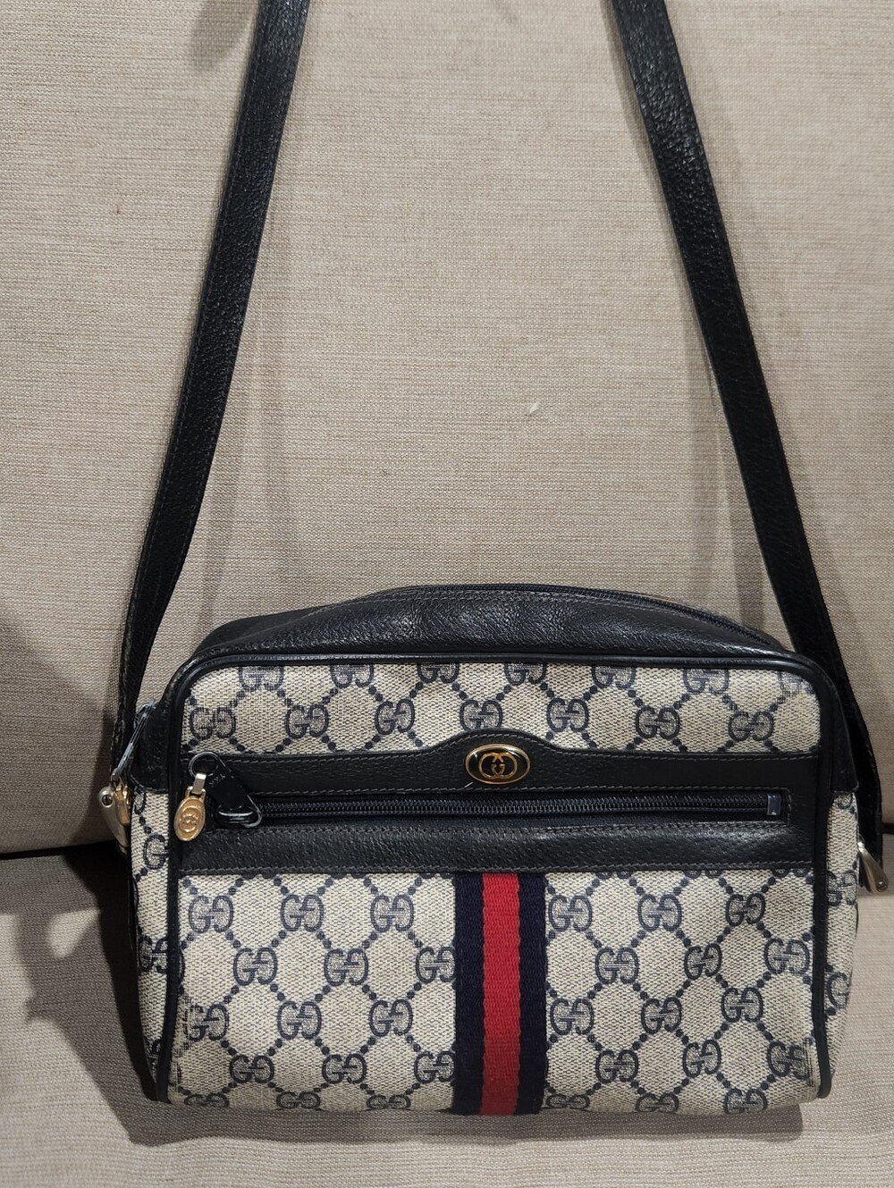 Gucci Vintage Accesory Collection Purse Navy Blue & Red Monogram Crossbody Bag